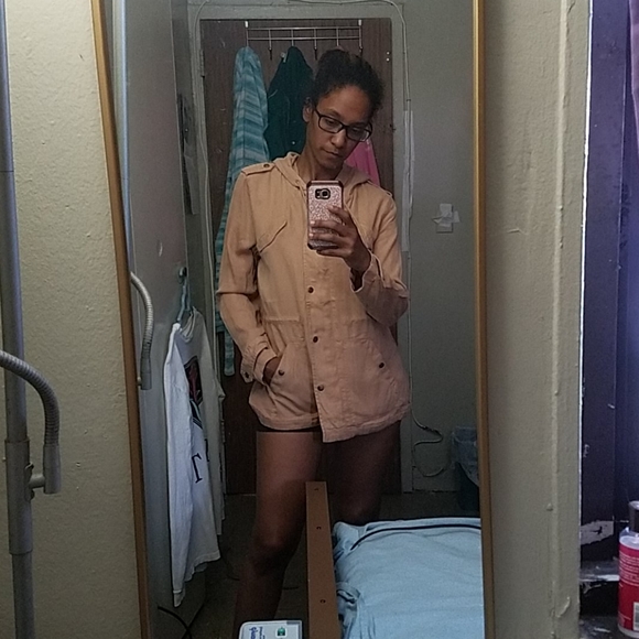 Spring jacket - Picture 3 of 3